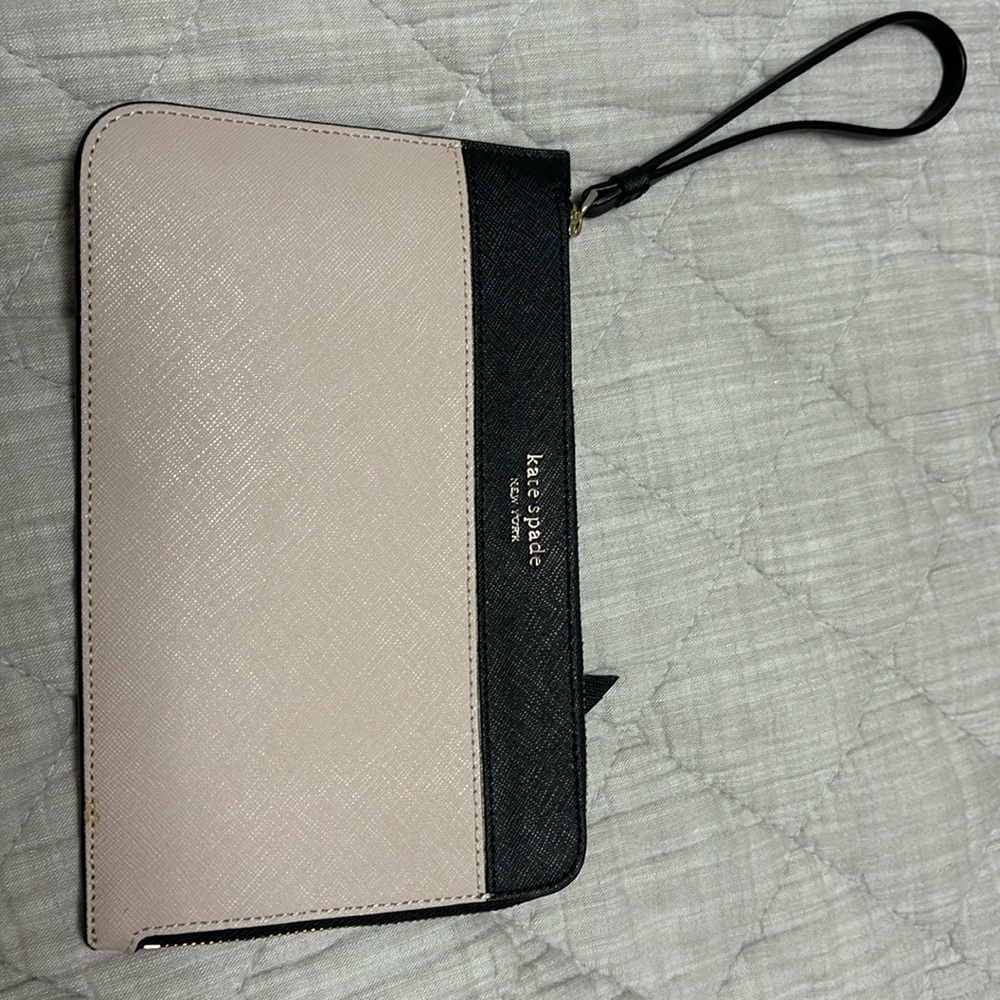 Kate Spade Staci Medium L-Zip Wristlet Wallet Colorblock warm Beige / Black